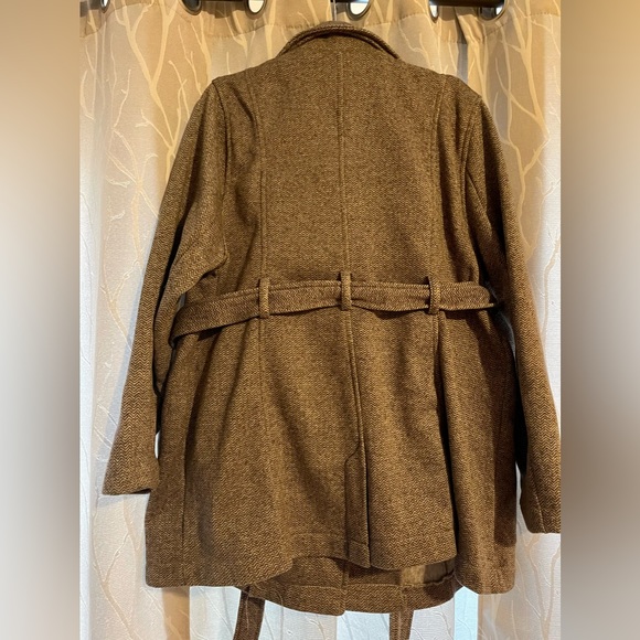 SOLD - Picture 2 of 4